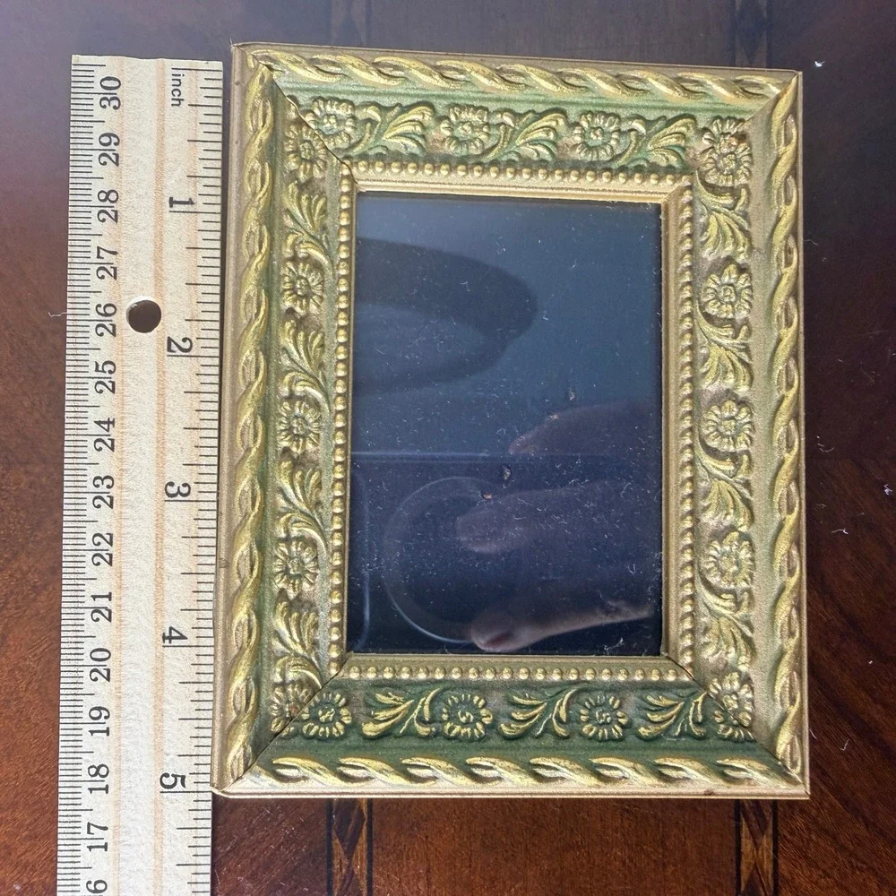 Vintage Ornate Floral Gold Green Picture Frame Size‎ 3x2 Grandmillennial Baroque